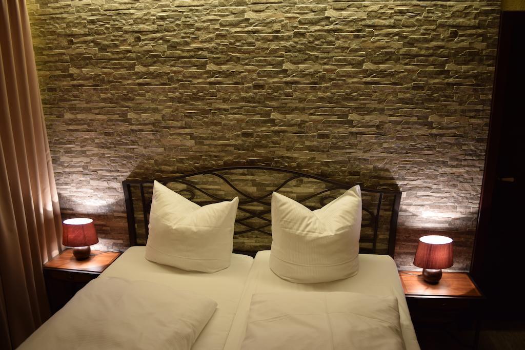 Hotel Arte Vida Ohg Spremberg Rum bild