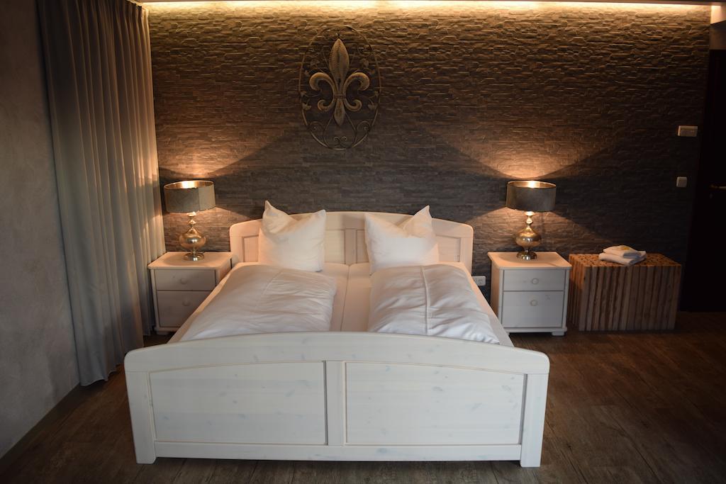 Hotel Arte Vida Ohg Spremberg Rum bild