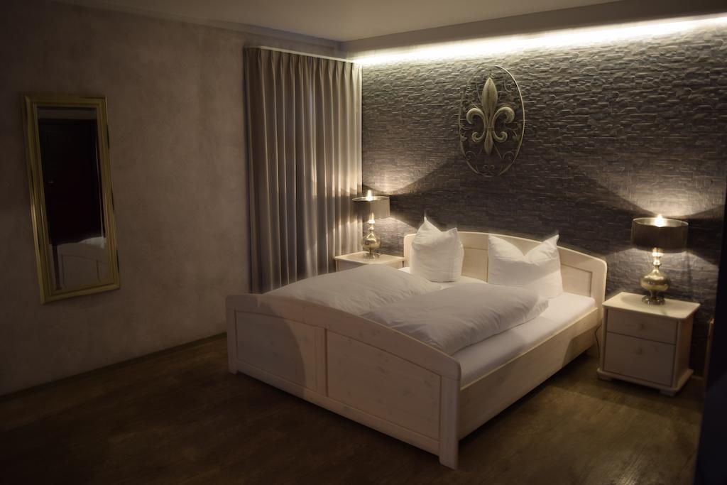 Hotel Arte Vida Ohg Spremberg Exteriör bild